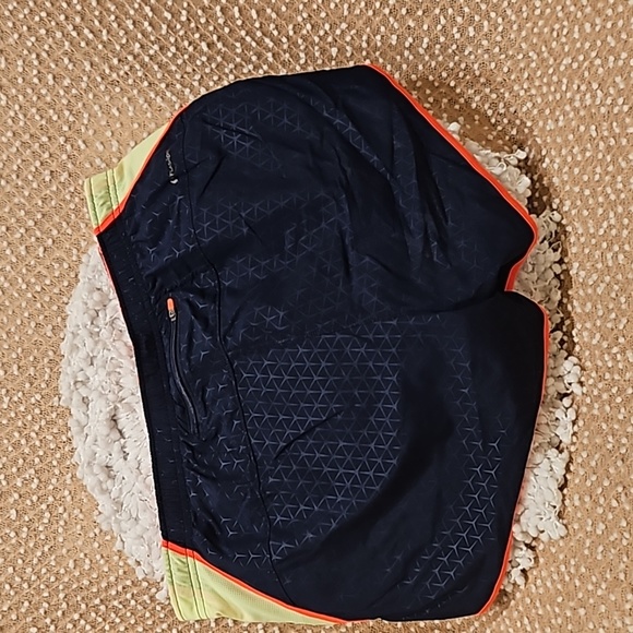 The North Face Running Shorts - Picture 9 of 16